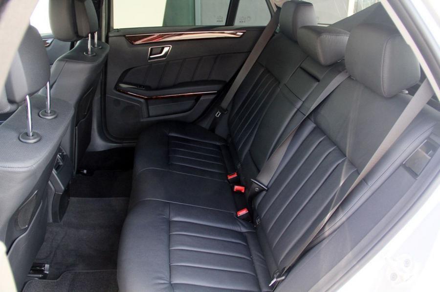  Mercedes-Benz E300 BlueTEC Hybrid 2012 года  (фото 9 из 60)